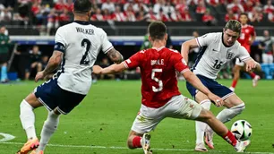 Día de empates: Inglaterra-Dinamarca y Eslovenia-Serbia no se sacaron ventajas
