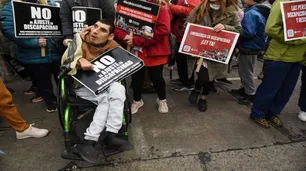 Necropolítica es tirar cuerpos vivos por el acantilado