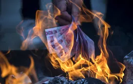 China tiene problemas con el dinero falso: parece demasiado real