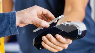 Qué dice la nueva disposición del BCRA sobre pagos y transferencias que enojó a Mercado Pago