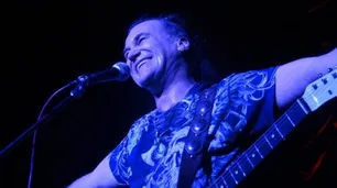 La cruda historia del guitarrista Gady Pampillón, un mal diagnóstico y una cadena solidaria