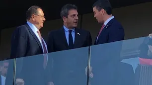 El presidente Santiago Peña se metió en el tema Hidrovía: "En Paraguay cuando decimos algo, eso se cumple"