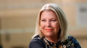 Elisa Carrió viaja a Santa Fe
