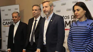 "Peronismo republicano", la 'ambulancia' de Pichetto para atraer dirigentes al oficialismo
