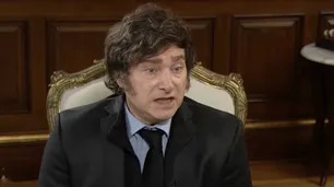 Milei, duro contra el kirchnerismo: "Su estrategia es hacer manifestaciones violentas o intentar matarme"
