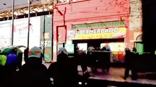 Derrumbe en Balvanera: se desplomó una pared de un supermercado y hay tres heridos