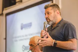 Víctor Santa María pidió crear una Conadep de la deuda externa