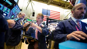 Las acciones de empresas brasileñas se hunden más de 23% en las primeras operaciones del premarket