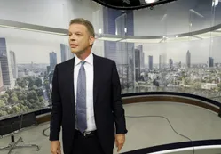 Deutsche Bank vuelve a recortar, y ya ni la fruta está a salvo