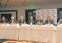 Los empresarios creen que la reforma los acerca al marco laboral de Brasil