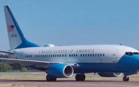 Por qué volvió a llegar un avión de la Fuerza Aérea de EE.UU. a la Argentina