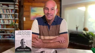 En un libro, Martiniano Molina pide actuar para salvar entre todos al planeta