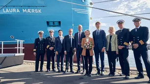 La presidenta de la Comunidad Europea presentó el primer buque portacontenedores ecológico