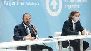 Santiago Cafiero ratificó ante sindicalistas que "habrá paritarias sin techo"