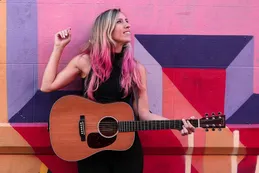 Popi Tass y la revancha del músico independiente: show a full en Lucille