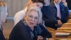 Elisa Carrió festejó la lista de la Coalición Cívica con Paula Oliveto y Fernando Sánchez como candidatos en la elección porteña