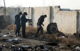 Un avión Boeing 737 se estrelló en Teherán con 170 personas a bordo