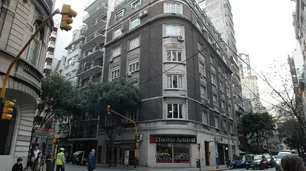 Cómo fueron los cacerolazos frente a la casa de Cristina Kirchner