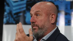 Waldo Wolff explicó por qué no detuvieron al hombre que le tiró un botellazo a Javier Milei