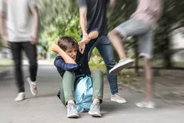 “La soledad de los adolescentes y el destrato pueden convertirse en una bomba de tiempo”, advirtió una especialista tras la tragedia escolar