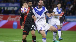 River igualó ante Vélez y le sacó seis de ventaja a San Lorenzo