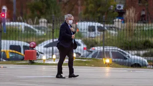 Qué dice el DNU que firmó Alberto Fernández para habilitar la compra de vacunas Pfizer