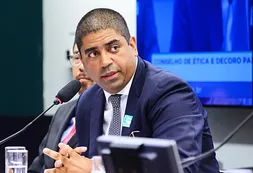 El financista condenado por coimas en Brasil podría declarar en la Argentina