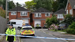 El "asesino de la ballesta": la policía británica salió a la "caza" por la muerte de una madre y sus dos hijas