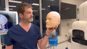 Antes de Musk y Neuralink: los sistemas de neuroestimulación que ya se usan en medicina
