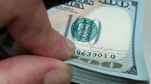La Comisión Nacional de Valores reforzó el cepo para los dólares financieros
