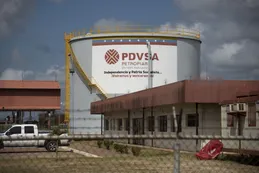 Venezuela toma participación de una petrolera vinculada con Rusia