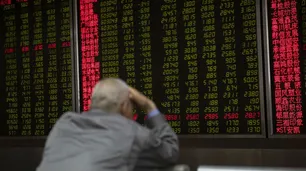 Las bolsas de Asia y Europa se desploman por la decisión de Donald Trump