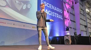 Mateo Salvatto, el joven que financia su app dando charlas