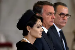 Bolsonaro improvisó un mitín electoral en Londres antes de ir al funeral de Isabel II