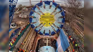 Buscan el contrato original que revelaría coimas del Sarmiento
