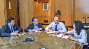 ¿Falso positivo? Ahora le dio negativo el hisopado al funcionario del FMI