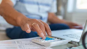 Impuesto a las Ganancias: AFIP prorrogó los vencimientos de anticipos y adelantó la fecha para la declaración jurada