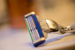 Un spot de Gillette sobre la "masculinidad tóxica" genera elogios y críticas