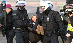 Greta Thunberg fue detenida en Alemania tras protestar contra una mina de carbón