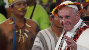 El Papa condenó la discriminación a 'cabecitas negras', 'bolitas' y 'paraguas'
