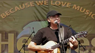Joan Manuel Serrat cumple 80 años y “lo que no tiene es remedio”