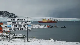 La Armada Argentina conmemoró 65 años de la firma del Tratado Antártico