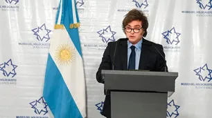 Javier Milei encabeza el acto por el Día del Holocausto junto a referentes de la comunidad judía
