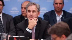 Pablo Quirno confirmó que ya salieron 420 argentinos de Emiratos Árabes en medio de la guerra