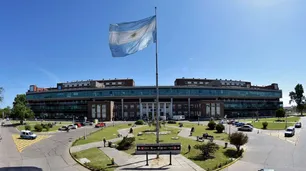Conmoción: un joven de 12 años murió tras arrojarse del séptimo piso del Hospital Posadas