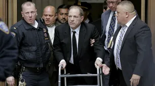 Weinstein no testificará en su juicio por violación