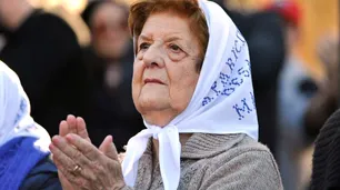 "Lo único que me salva es la Plaza": murió Rosa Aloy de Camarotti, referente de Madres de Plaza de Mayo