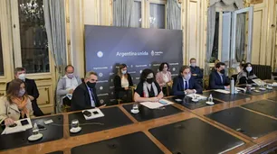 Expertos recomendaron profundizar los controles y seguir evaluando por 72 horas las medidas vigentes