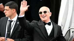 La boda de Bezos: 3 días de fiesta, 50 millones de dólares, 90 jets privados y 28 vestidos para la novia