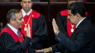 Quién es el juez condenado por asesinato que le tomó juramento a Maduro